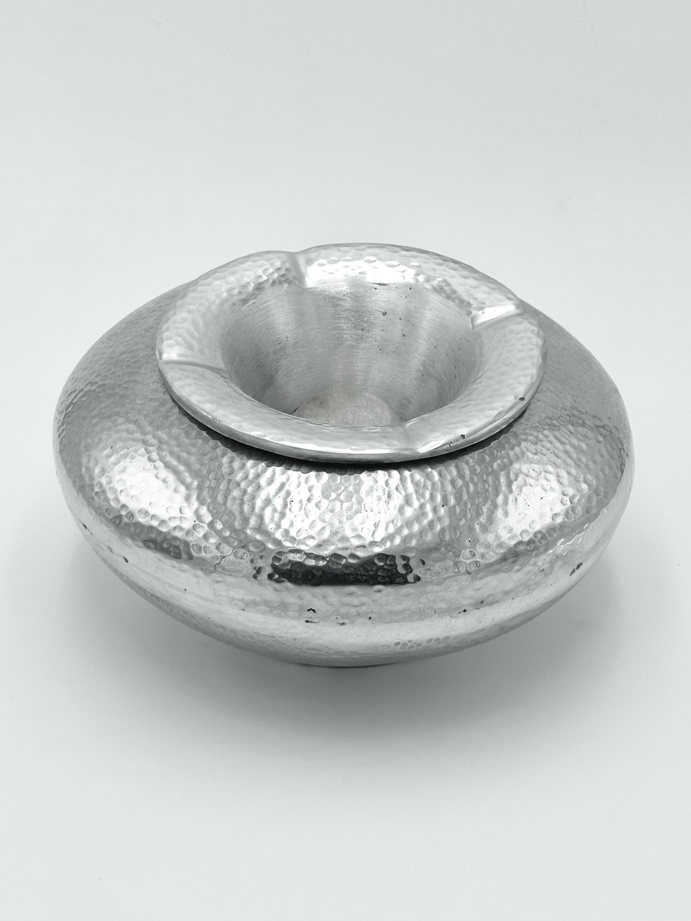 Posacenere in Peltro