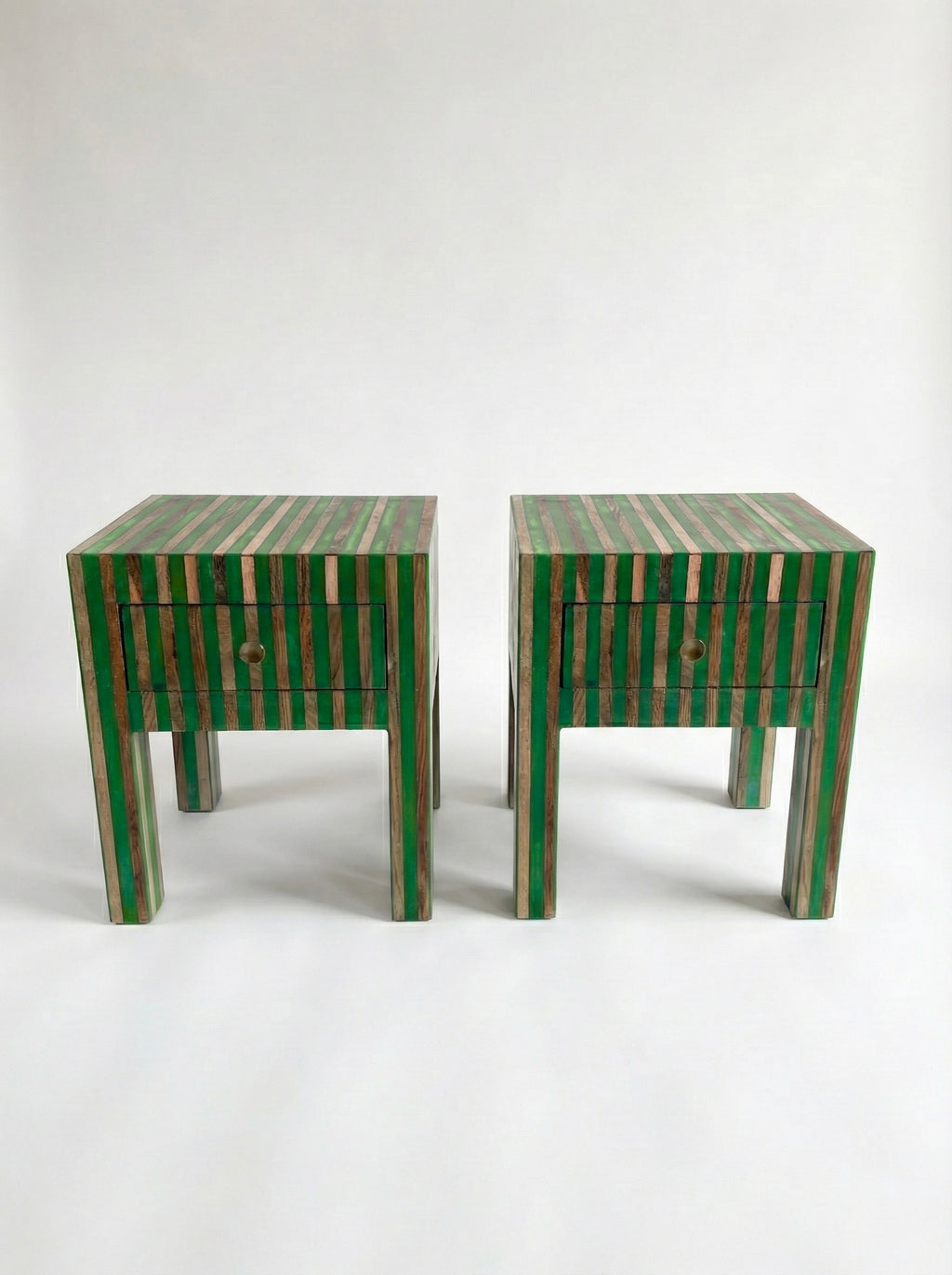 Coppia Comodino "Optical" Legno cedro e Resina