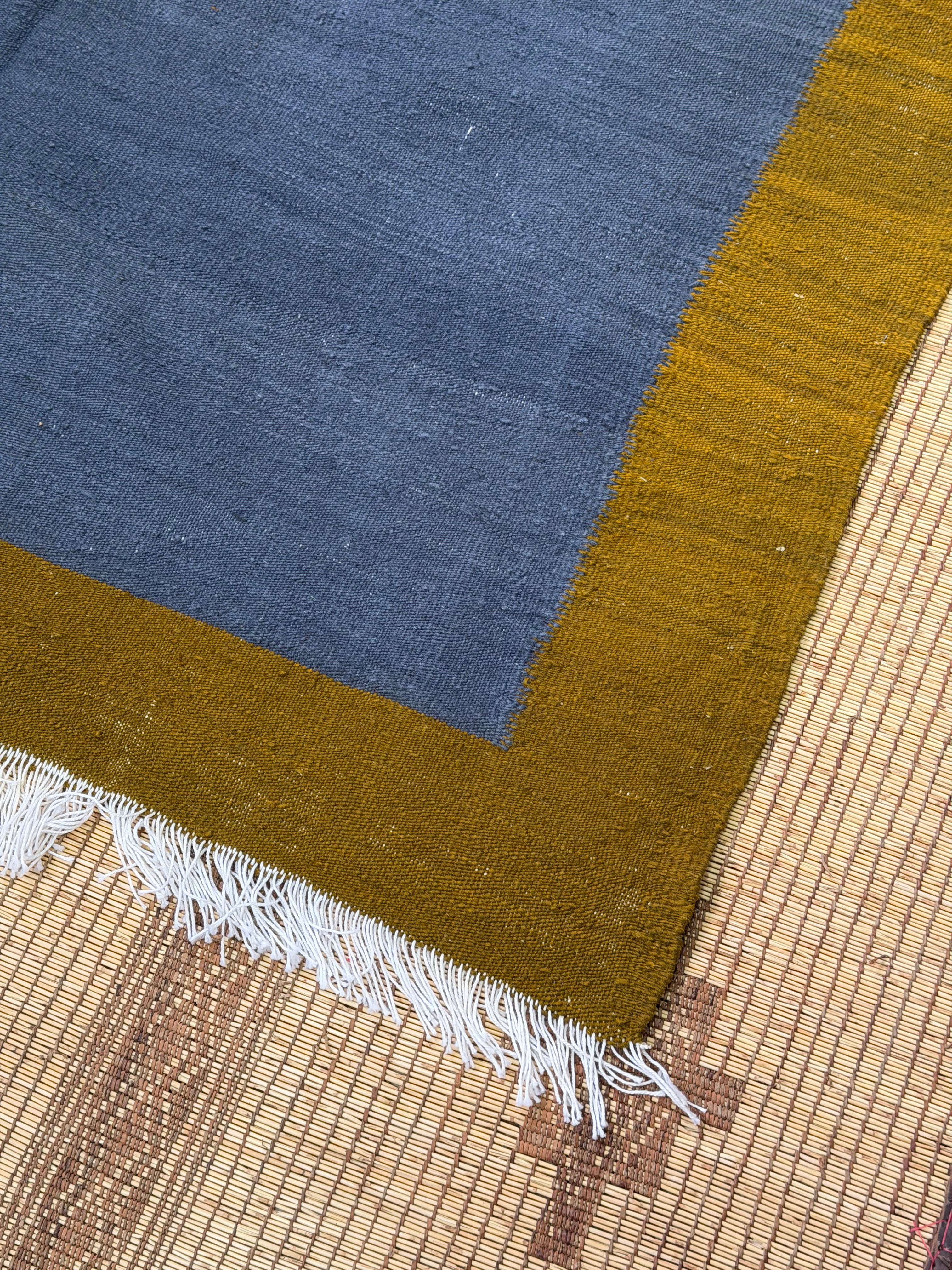 Kilim 360x235 cm - K1006
